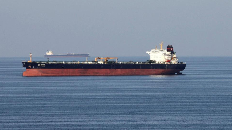 ওমান উপসাগরে ছয় মিলিয়ন লিটার তেলের ট্যাংকার জব্দ করেছে ইরান